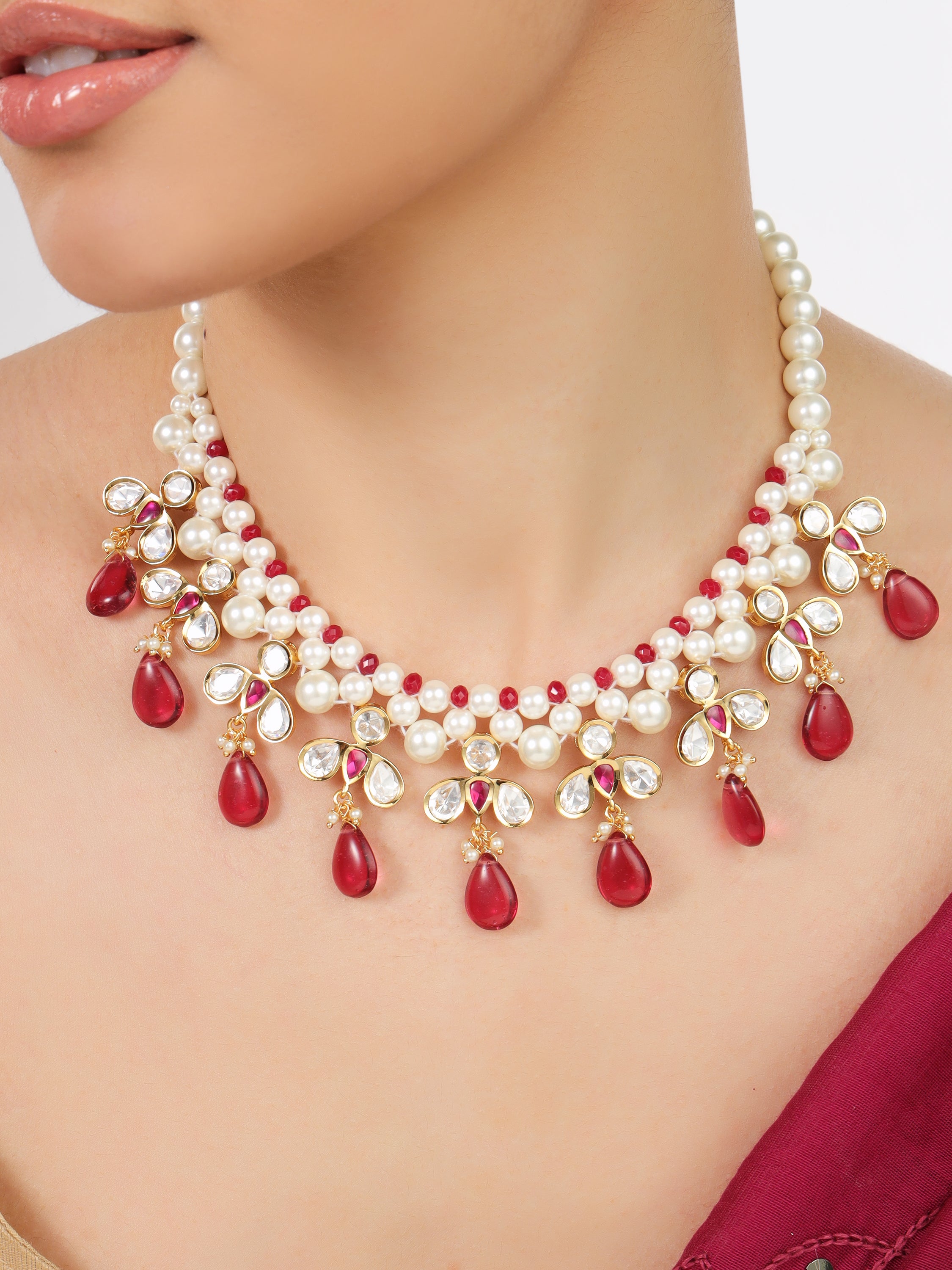 pearl necklace jewellery