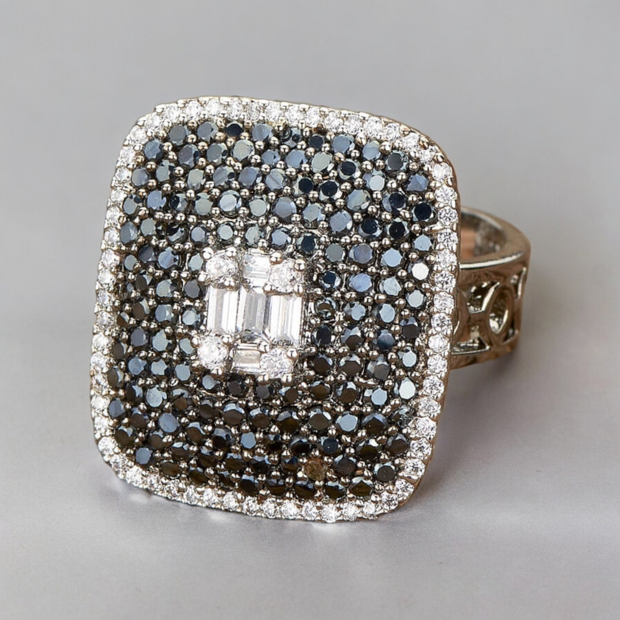 Artificial Ring Online