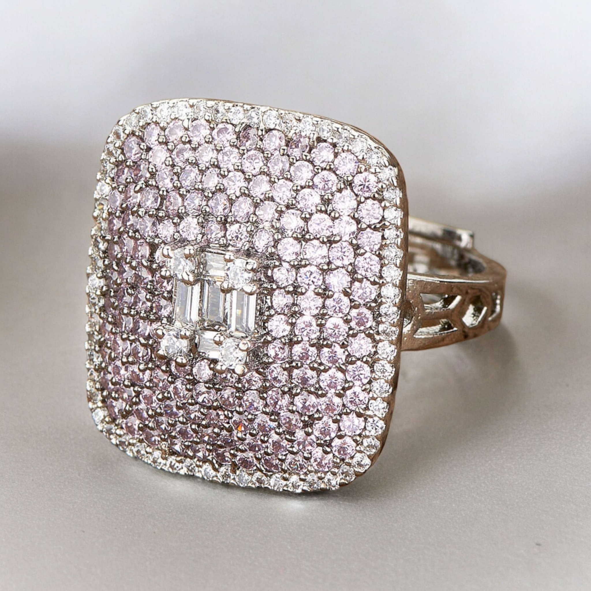Artificial Ring Online