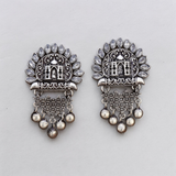 Belle Edge Silver Chand Earring