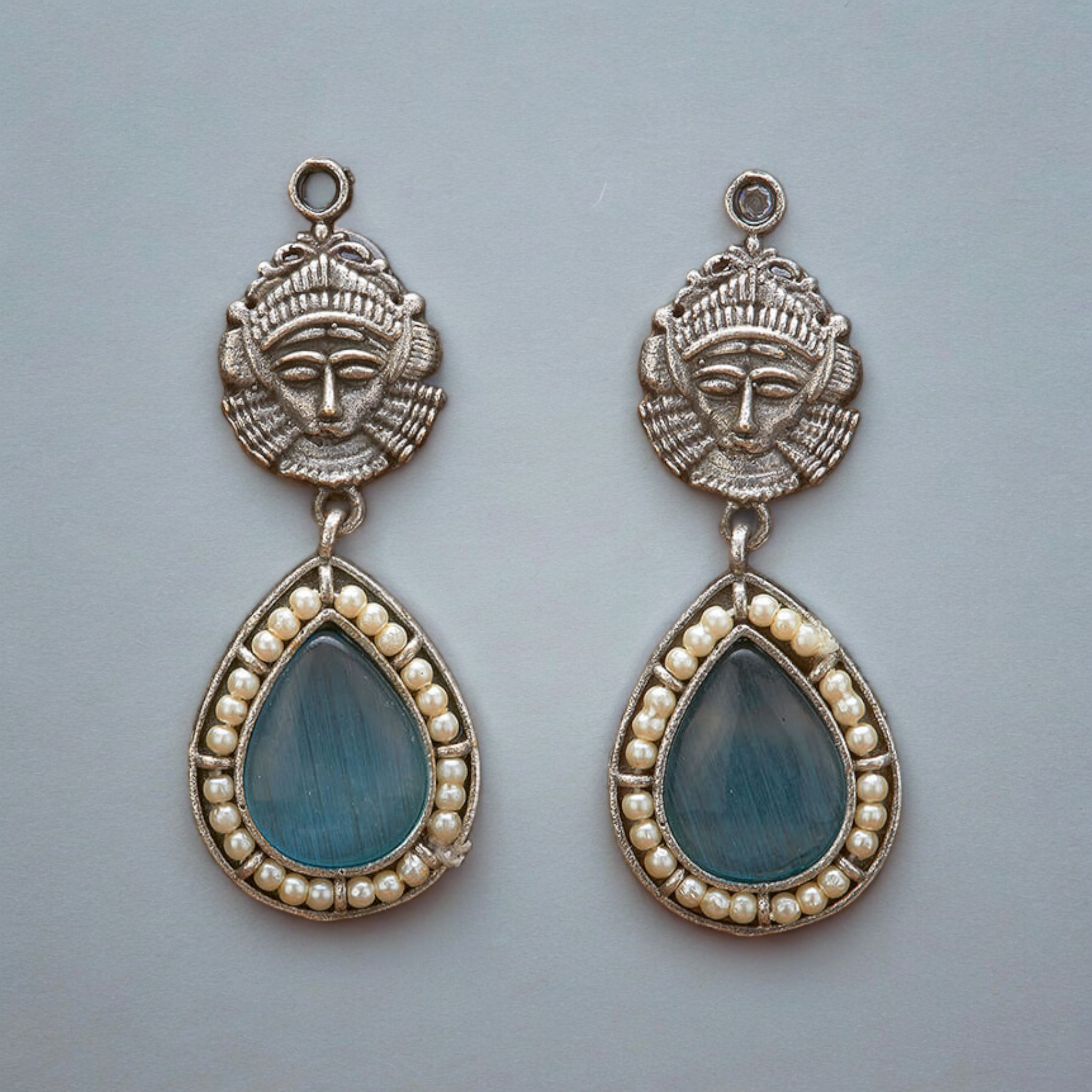 Belle Earing