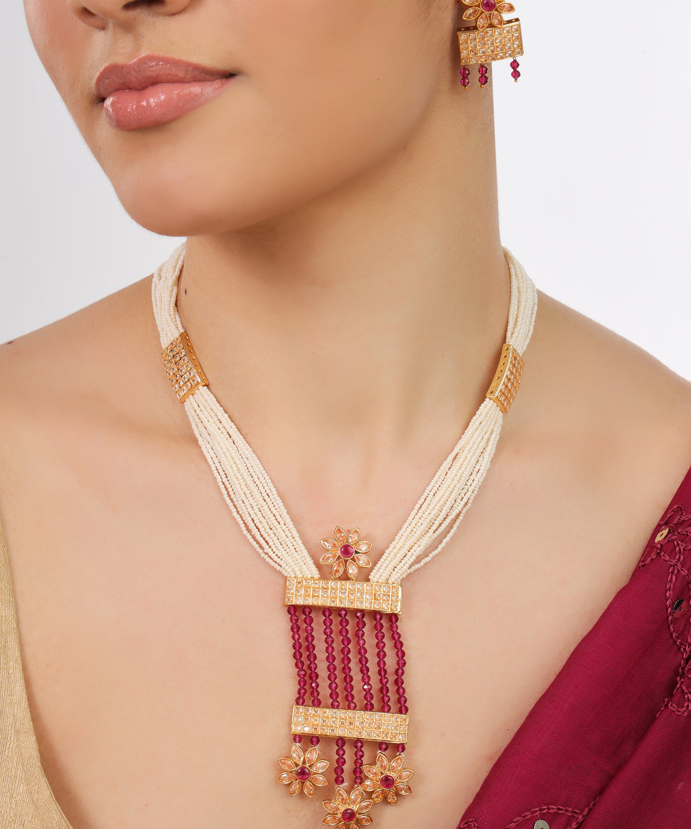 pearl necklace jewellery