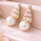 Drop Pearl Earring